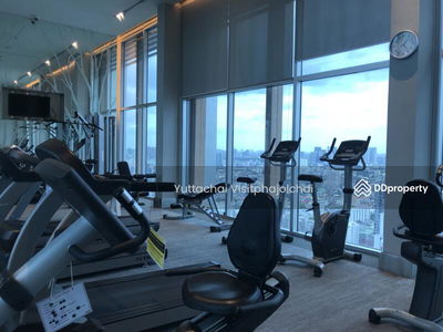 Life Ratchadapisek, Bangkok, Thailand Life Ratchadapisek, Bangkok, Thailand