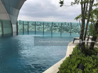 Life Ratchadapisek, Bangkok, Thailand Life Ratchadapisek, Bangkok, Thailand