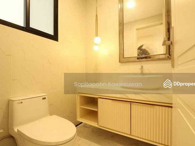 10240, Bangkok, Thailand 10240, Bangkok, Thailand