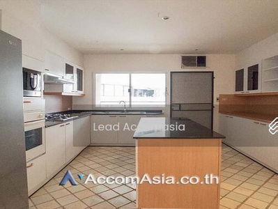 3 Bedrooms Apartment for Rent in Sukhumvit, Bangkok near BTS Phrom Phong at The unparalleled living, Bangkok, Thailand 3 Bedrooms Apartment for Rent in Sukhumvit, Bangkok near BTS Phrom Phong at The unparalleled living, Bangkok, Thailand