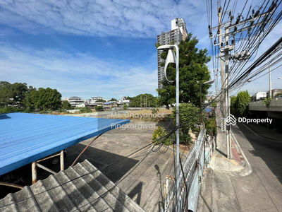 Land for rent, large plot, Bangkok, Thailand Land for rent, large plot, Bangkok, Thailand