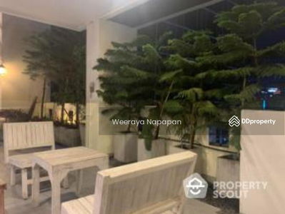 Monterey Place, Bangkok, Thailand Monterey Place, Bangkok, Thailand