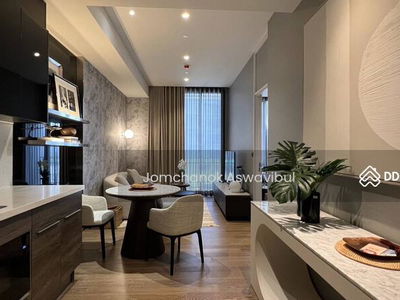 Muniq Langsuan, Bangkok, Thailand Muniq Langsuan, Bangkok, Thailand