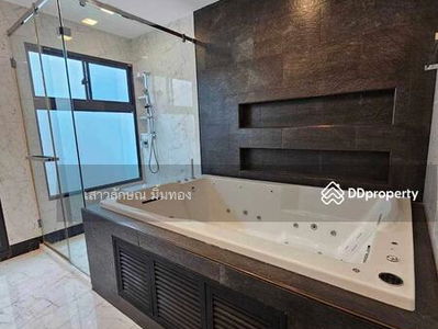 Mantana Bangna Km.7, Samut Prakan, Thailand Mantana Bangna Km.7, Samut Prakan, Thailand