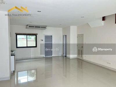 Townhome for rent 2-storey on Highway 3241 near Sriracha Tiger Zoo and J Park only 5 minutes, Chon Buri, Thailand Townhome for rent 2-storey on Highway 3241 near Sriracha Tiger Zoo and J Park only 5 minutes, Chon Buri, Thailand