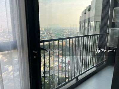 Elio Del Nest, Bangkok, Thailand Elio Del Nest, Bangkok, Thailand