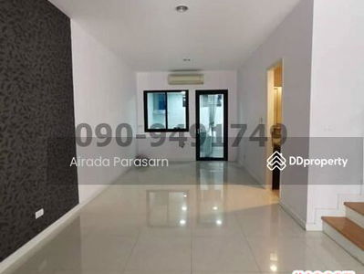 Flora Marigold, Bangkok, Thailand Flora Marigold, Bangkok, Thailand