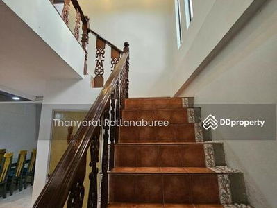 For rent Townhouse near bts Udomsuk, Bangkok, Thailand For rent Townhouse near bts Udomsuk, Bangkok, Thailand