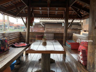 Traditional Thai house at Klong Bangkoknoi, Bangyai Nonthaburi, Nonthaburi, Thailand Traditional Thai house at Klong Bangkoknoi, Bangyai Nonthaburi, Nonthaburi, Thailand