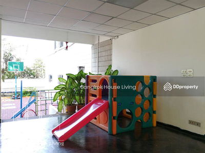 Tubtim Mansion, Bangkok, Thailand Tubtim Mansion, Bangkok, Thailand