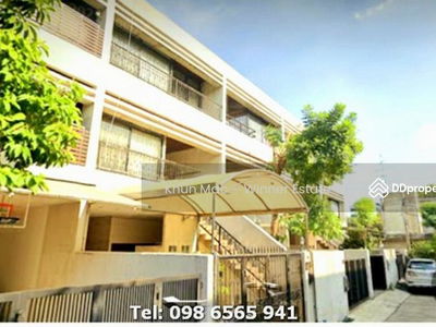 Town House, Bangkok, Thailand Town House, Bangkok, Thailand