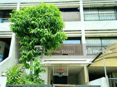 Town House, Bangkok, Thailand Town House, Bangkok, Thailand