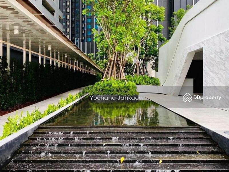 Life Asoke-Rama 9, Bangkok, Thailand Life Asoke-Rama 9, Bangkok, Thailand