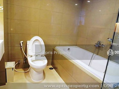 15 Sukhumvit Residences, Bangkok, Thailand 15 Sukhumvit Residences, Bangkok, Thailand