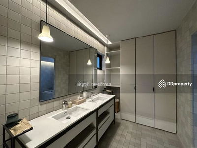 Private luxury villa near Queen Sirikit National Convention Center, Bangkok, Thailand Private luxury villa near Queen Sirikit National Convention Center, Bangkok, Thailand