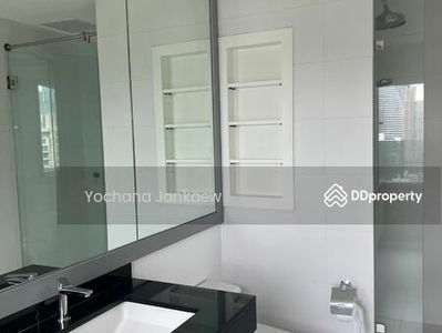 Manhattan Chidlom, Bangkok, Thailand Manhattan Chidlom, Bangkok, Thailand