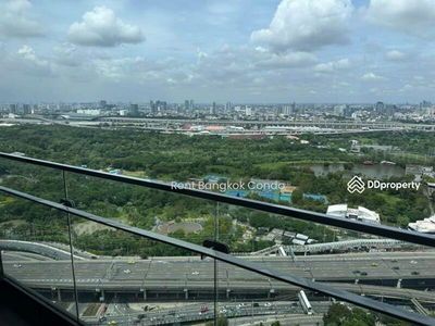 The Crest Park Residences : The Crest Park Residences, Bangkok, Thailand The Crest Park Residences : The Crest Park Residences, Bangkok, Thailand