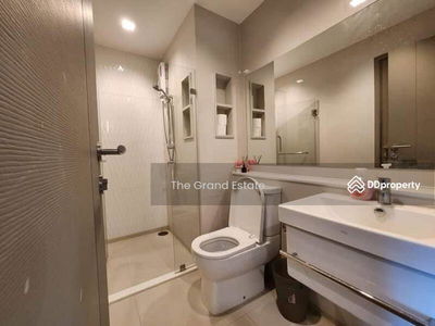 Life Asoke-Rama 9, Bangkok, Thailand Life Asoke-Rama 9, Bangkok, Thailand