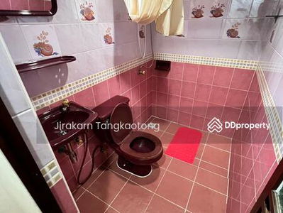 House for rent, 4 bedrooms, 5 bathrooms, 3 en-suite bathrooms. After Central Notification Ask for additional furniture for everything, Nonthaburi, Thailand House for rent, 4 bedrooms, 5 bathrooms, 3 en-suite bathrooms. After Central Notification Ask for additional furniture for everything, Nonthaburi, Thailand