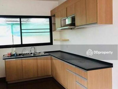 Single house in Bang Phra, near Central Sriracha, Chon Buri, Thailand Single house in Bang Phra, near Central Sriracha, Chon Buri, Thailand