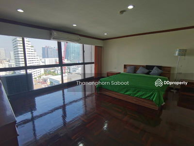 Rishi Court, Bangkok, Thailand Rishi Court, Bangkok, Thailand