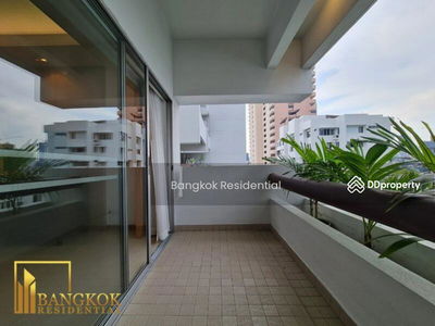 Esmeralda Apartments, Bangkok, Thailand Esmeralda Apartments, Bangkok, Thailand