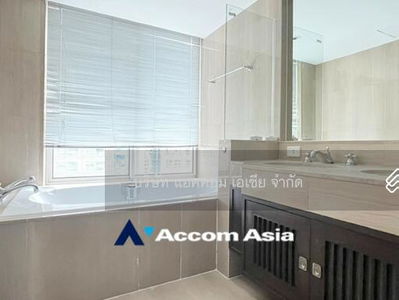 Langsuan Ville, Bangkok, Thailand Langsuan Ville, Bangkok, Thailand