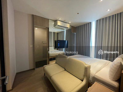 Park Origin Phrom Phong, Bangkok, Thailand Park Origin Phrom Phong, Bangkok, Thailand