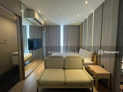 Park Origin Phrom Phong, Bangkok, Thailand Park Origin Phrom Phong, Bangkok, Thailand