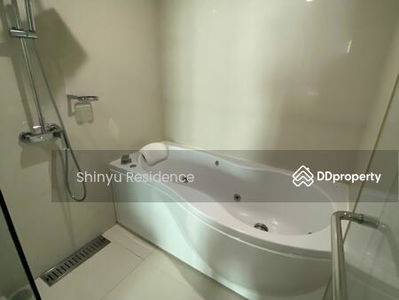 Ivy Thonglor, Bangkok, Thailand Ivy Thonglor, Bangkok, Thailand