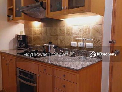 Esmeralda Apartments, Bangkok, Thailand Esmeralda Apartments, Bangkok, Thailand