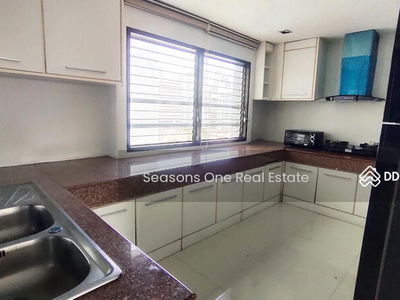 Big Condo for rent 2 bedrooms size 248 sqm. in Asoke area, Bangkok, Thailand Big Condo for rent 2 bedrooms size 248 sqm. in Asoke area, Bangkok, Thailand