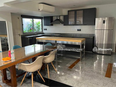 House for rent near BTS Phromphong, Bangkok, Thailand House for rent near BTS Phromphong, Bangkok, Thailand