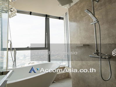 The Lumpini 24, Bangkok, Thailand The Lumpini 24, Bangkok, Thailand