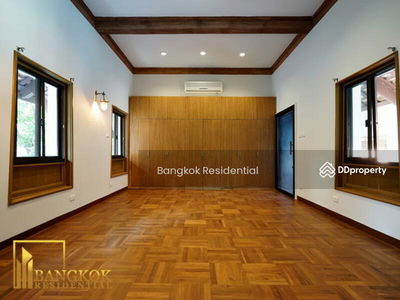 House in Compound, Bangkok, Thailand House in Compound, Bangkok, Thailand