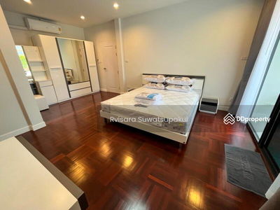 House at Phahonyothin 9Z Aree, Bangkok, Thailand House at Phahonyothin 9Z Aree, Bangkok, Thailand