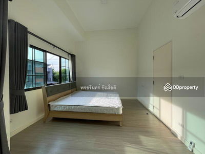 Siri Place Charan-Pinklao, Nonthaburi, Thailand Siri Place Charan-Pinklao, Nonthaburi, Thailand