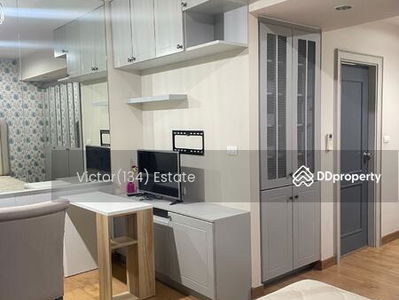 The Editor Vertical Village Sapankwai, Bangkok, Thailand The Editor Vertical Village Sapankwai, Bangkok, Thailand