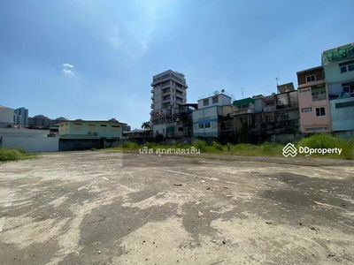 Empty land, Chan Road, Bangkok, Thailand Empty land, Chan Road, Bangkok, Thailand