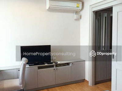 The Editor Vertical Village Sapankwai, Bangkok, Thailand The Editor Vertical Village Sapankwai, Bangkok, Thailand