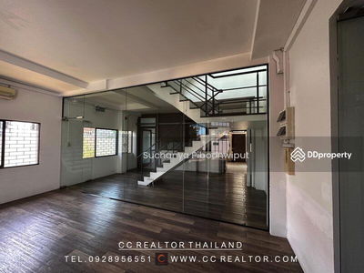 House For Rent Punnawithi Open Office | Warehouse, Bangkok, Thailand House For Rent Punnawithi Open Office | Warehouse, Bangkok, Thailand