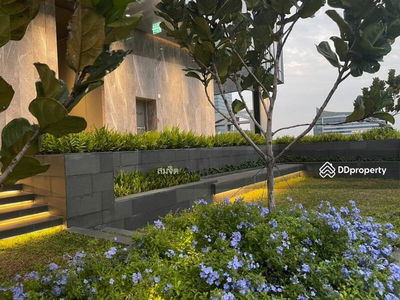 Anil Sathorn 12, Bangkok, Thailand Anil Sathorn 12, Bangkok, Thailand