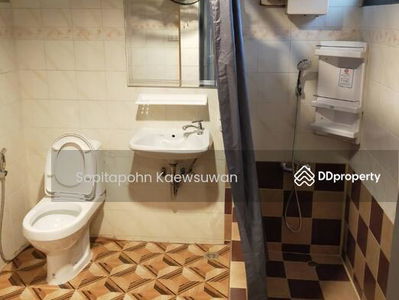 10110, Bangkok, Thailand 10110, Bangkok, Thailand