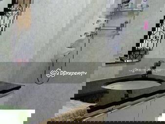 Food Mart (1.5 km.), Pattaya Park Night Market (1.5 km.), Chon Buri, Thailand Food Mart (1.5 km.), Pattaya Park Night Market (1.5 km.), Chon Buri, Thailand