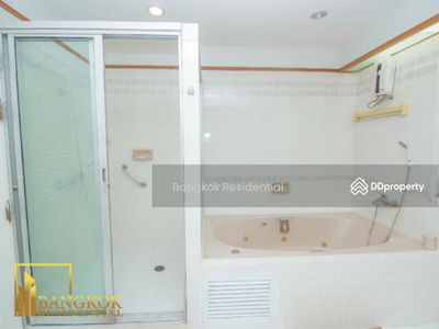 House in Compound, Bangkok, Thailand House in Compound, Bangkok, Thailand