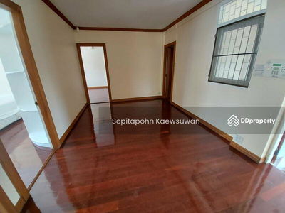 10120, Bangkok, Thailand 10120, Bangkok, Thailand