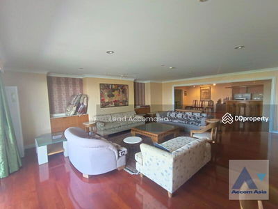 Oriental Towers, Bangkok, Thailand Oriental Towers, Bangkok, Thailand