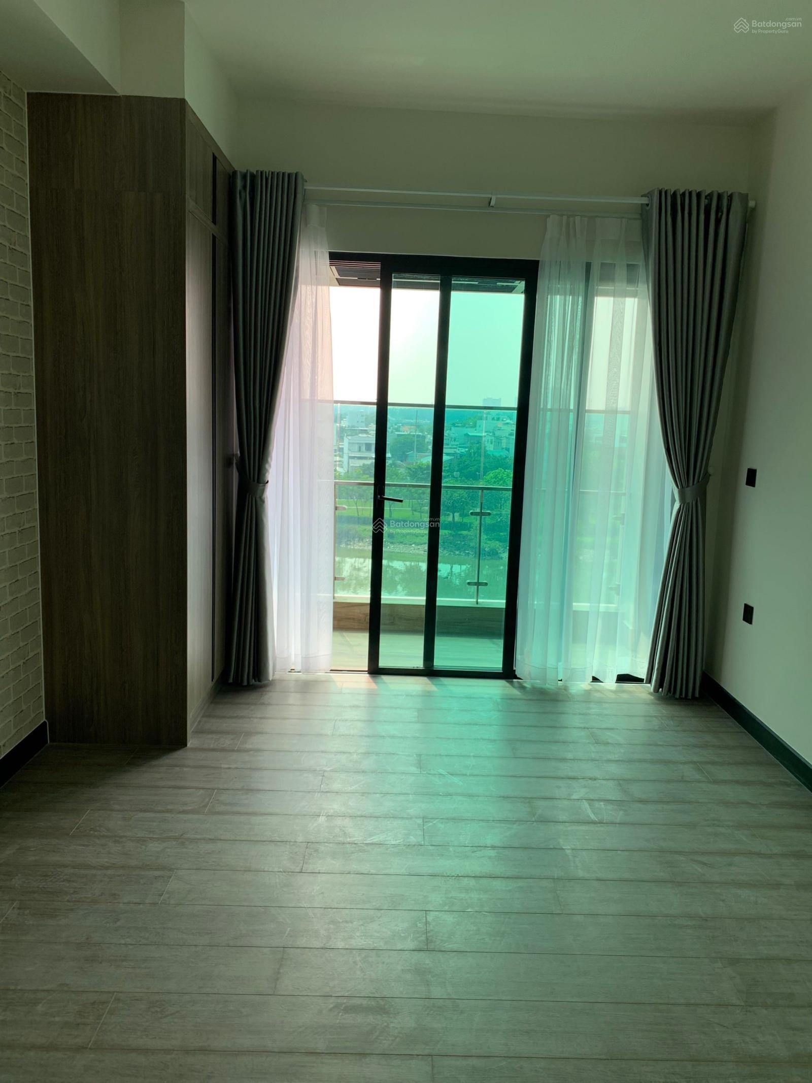 De La Sol, Vietnam De La Sol, Vietnam