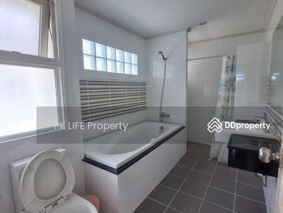 Жилье в Ban Ratsada, Thailand Жилье в Ban Ratsada, Thailand