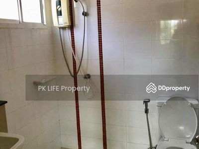 Housing in Kathu, Thailand Housing in Kathu, Thailand